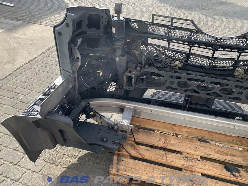 Mercedes-Benz Antos MP4 Bumper Mercedes A 960 310 23 22 - Para-choque de Caminhão: foto 5 Mercedes-Benz Antos MP4 Bumper Mercedes A 960 310 23 22 - Para-choque de Caminhão: foto 5