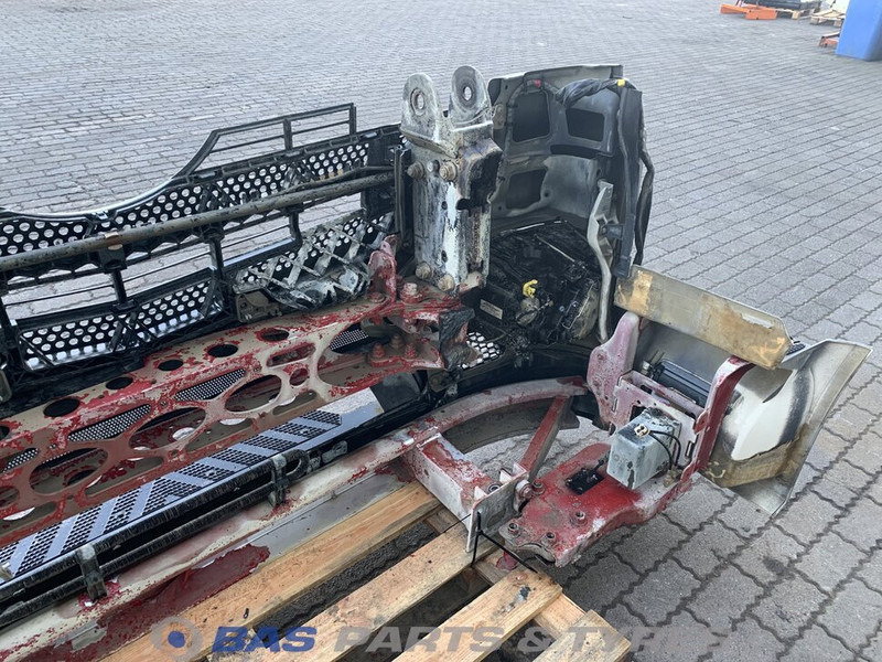 Mercedes-Benz Antos MP4 Bumper Mercedes A 960 880 63 72 - Para-choque de Caminhão: foto 5 Mercedes-Benz Antos MP4 Bumper Mercedes A 960 880 63 72 - Para-choque de Caminhão: foto 5