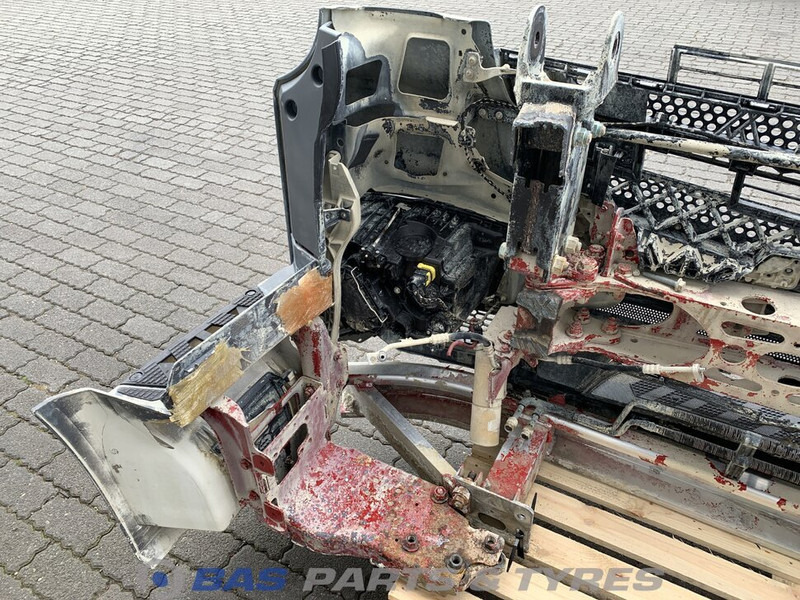 Mercedes-Benz Antos MP4 Bumper Mercedes A 960 880 90 72 - Para-choque de Caminhão: foto 4 Mercedes-Benz Antos MP4 Bumper Mercedes A 960 880 90 72 - Para-choque de Caminhão: foto 4