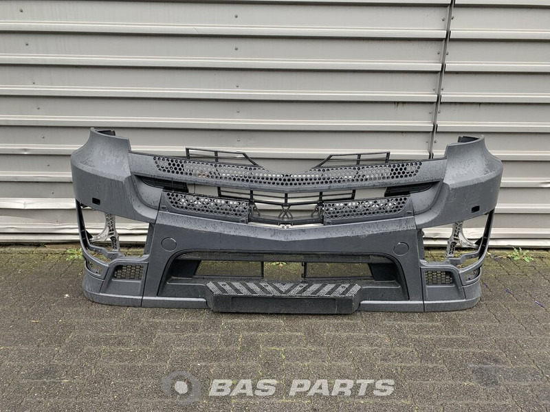 Mercedes-Benz Antos MP4 Bumper Mercedes A 960 885 21 25 - Para-choque de Caminhão: foto 1 Mercedes-Benz Antos MP4 Bumper Mercedes A 960 885 21 25 - Para-choque de Caminhão: foto 1