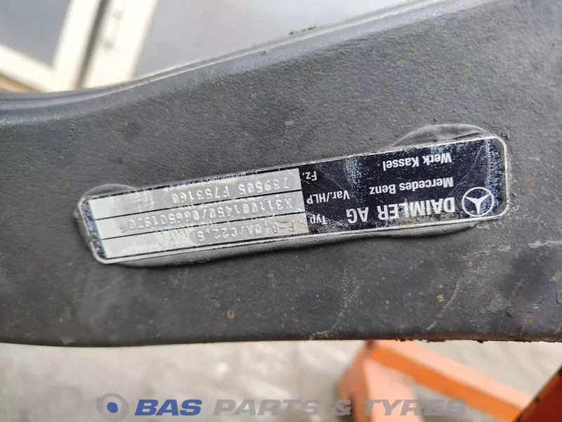 Mercedes-Benz Mercedes F-8A/C22.5 Vooras A 960 331 27 01 - Eixo dianteiro de Caminhão: foto 4 Mercedes-Benz Mercedes F-8A/C22.5 Vooras A 960 331 27 01 - Eixo dianteiro de Caminhão: foto 4
