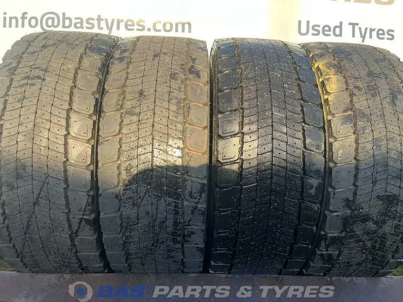Michelin Michelin 315/60R22.5 X Line Energy D 152/148 M+S 3PMSF gebruikte set - Pneu de Caminhão: foto 2 Michelin Michelin 315/60R22.5 X Line Energy D 152/148 M+S 3PMSF gebruikte set - Pneu de Caminhão: foto 2