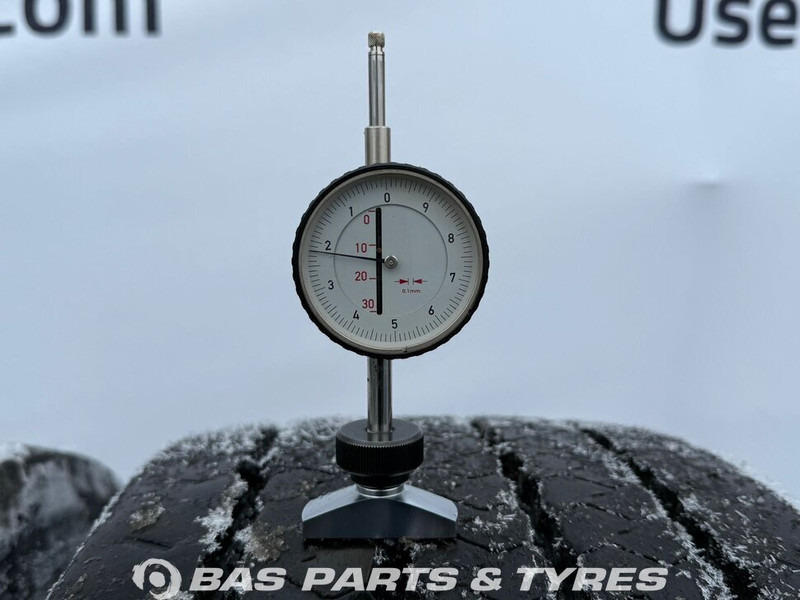 Pirelli Pirelli 315/70R22.5 RETREAD (cover) 156/150 M+S 3PMSF gebruikte set - Pneu de Caminhão: foto 3 Pirelli Pirelli 315/70R22.5 RETREAD (cover) 156/150 M+S 3PMSF gebruikte set - Pneu de Caminhão: foto 3