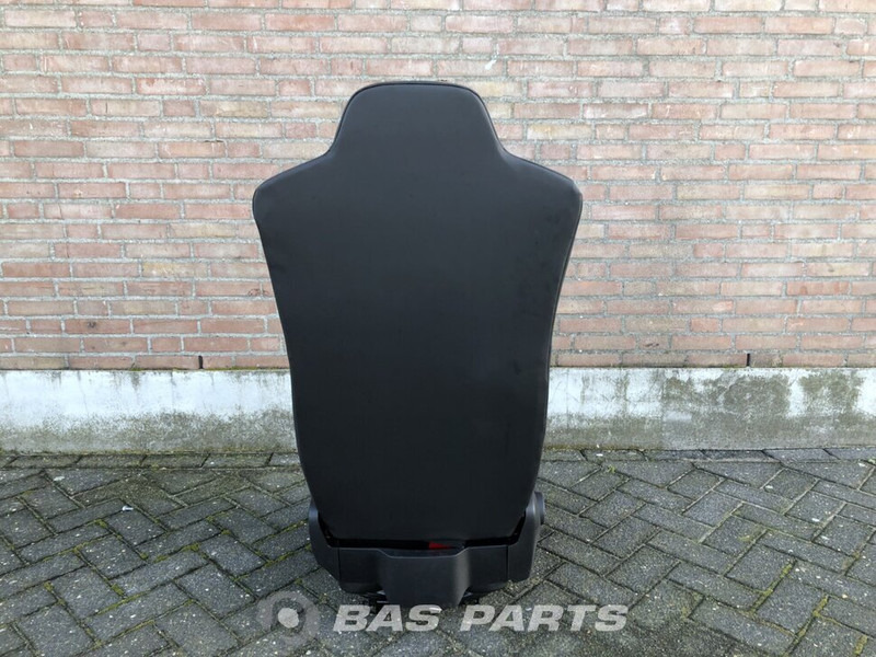 Renault Bijrijdersstoel Renault 7421879987 - Banco de Caminhão: foto 3 Renault Bijrijdersstoel Renault 7421879987 - Banco de Caminhão: foto 3