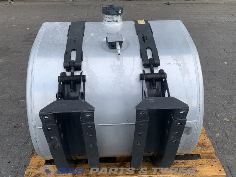 Renault - Tanque de combustível de Caminhão: foto 3 Renault - Tanque de combustível de Caminhão: foto 3