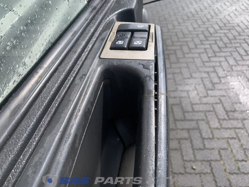 Porta e peças de Caminhão Renault: foto 10 Porta e peças de Caminhão Renault: foto 10