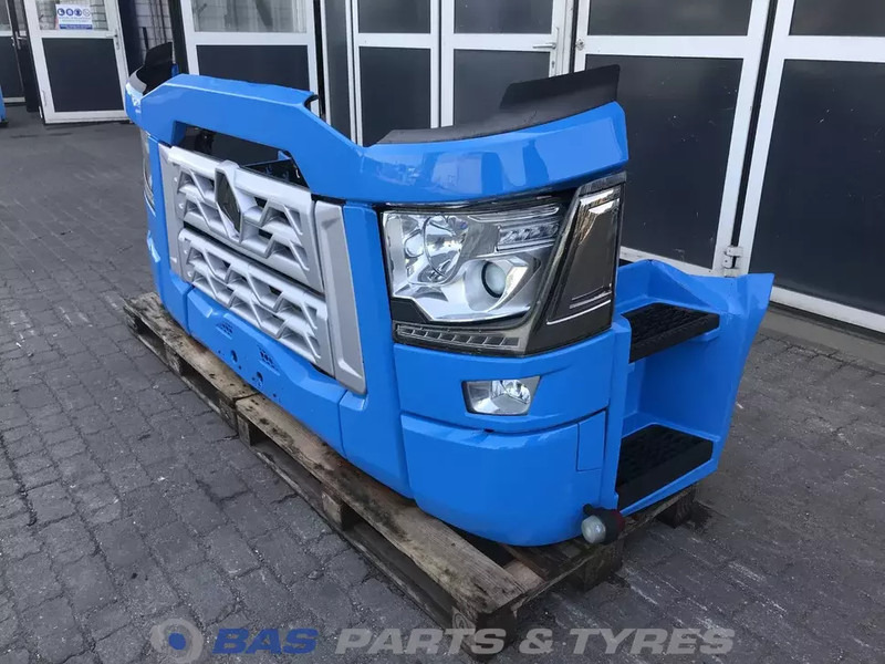 Renault T-Serie - Para-choque de Caminhão: foto 2 Renault T-Serie - Para-choque de Caminhão: foto 2