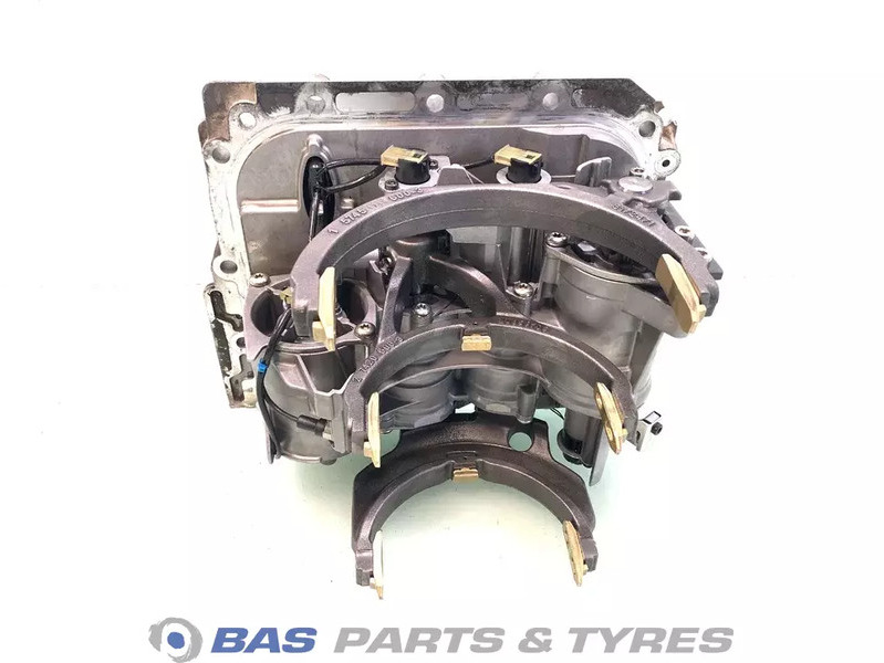 Renault Versnellingsbakdeksel Renault 7421244590 - Caixa de câmbio de Caminhão: foto 3 Renault Versnellingsbakdeksel Renault 7421244590 - Caixa de câmbio de Caminhão: foto 3