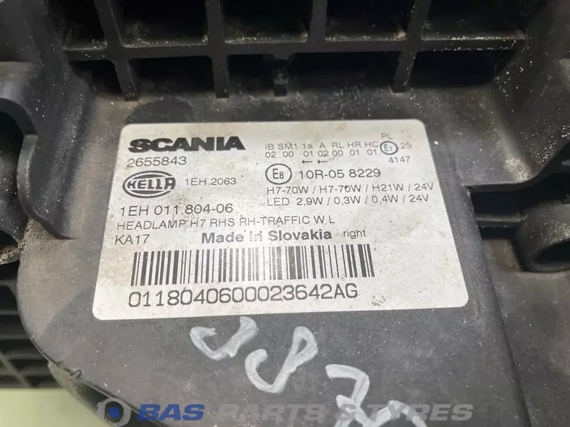 Scania  - Farol dianteira de Caminhão: foto 3 Scania  - Farol dianteira de Caminhão: foto 3