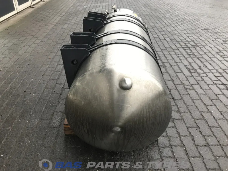 Scania LNG tank Scania 406 Liter 1776103 - Tanque de combustível de Caminhão: foto 4 Scania LNG tank Scania 406 Liter 1776103 - Tanque de combustível de Caminhão: foto 4
