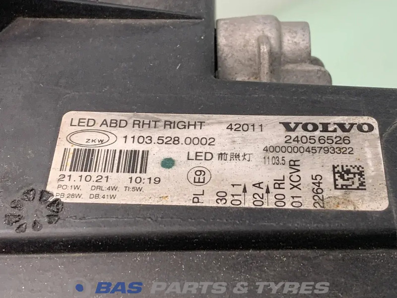 Volvo FH16 (FH5) Koplamp Rechts 22656780 - Farol dianteira de Caminhão: foto 3 Volvo FH16 (FH5) Koplamp Rechts 22656780 - Farol dianteira de Caminhão: foto 3