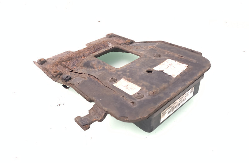 Volvo FH4 Regeleenheid Botswaarschuwing Volvo 21719200 - Iluminação de Caminhão: foto 2 Volvo FH4 Regeleenheid Botswaarschuwing Volvo 21719200 - Iluminação de Caminhão: foto 2