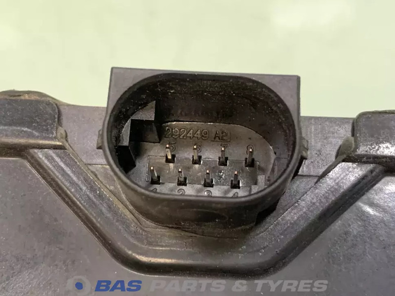 Volvo FH4 Regeleenheid Botswaarschuwing Volvo 21719200 - Iluminação de Caminhão: foto 2 Volvo FH4 Regeleenheid Botswaarschuwing Volvo 21719200 - Iluminação de Caminhão: foto 2