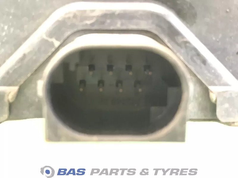 Volvo FH4 Regeleenheid Botswaarschuwing Volvo 21719200 - Iluminação de Caminhão: foto 4 Volvo FH4 Regeleenheid Botswaarschuwing Volvo 21719200 - Iluminação de Caminhão: foto 4