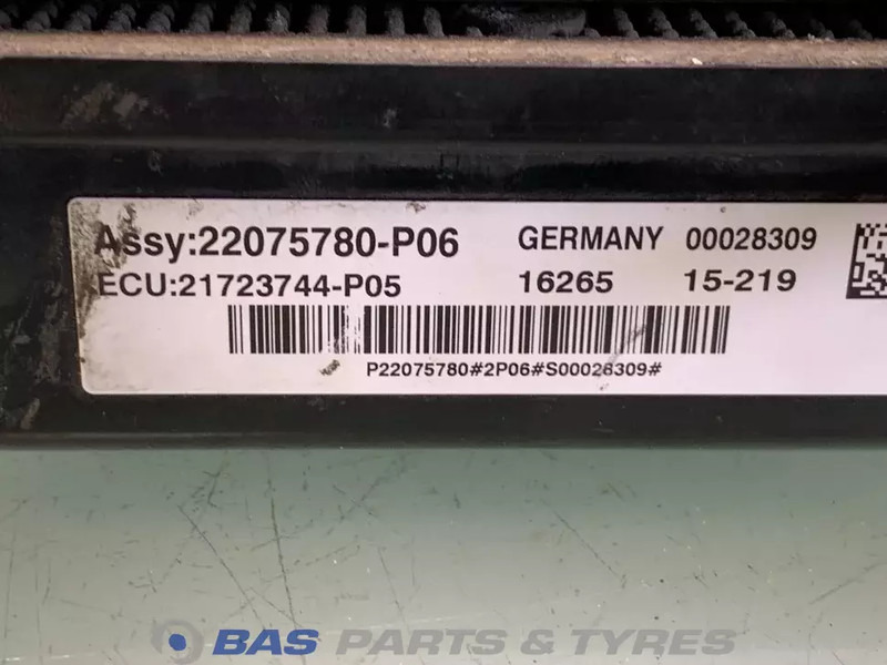 Volvo FL Euro 6 Regeleenheid Botswaarschuwing Volvo 21719200 - Iluminação de Caminhão: foto 3 Volvo FL Euro 6 Regeleenheid Botswaarschuwing Volvo 21719200 - Iluminação de Caminhão: foto 3