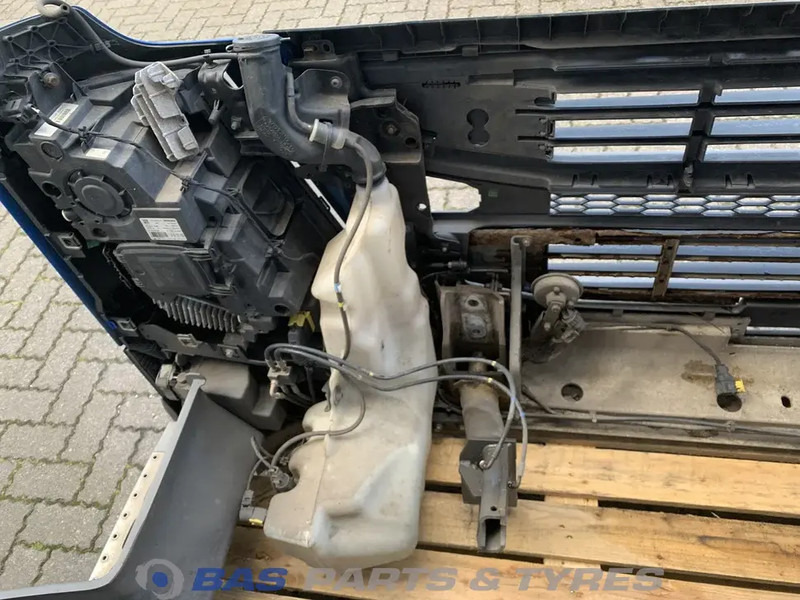 Volvo FM4 Bumper Volvo 78670305 - Para-choque de Caminhão: foto 5 Volvo FM4 Bumper Volvo 78670305 - Para-choque de Caminhão: foto 5