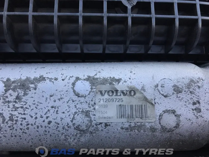 Volvo FM4 Koelerpakket Volvo D11K 330 K1 21649624 - Radiador de Caminhão: foto 4 Volvo FM4 Koelerpakket Volvo D11K 330 K1 21649624 - Radiador de Caminhão: foto 4
