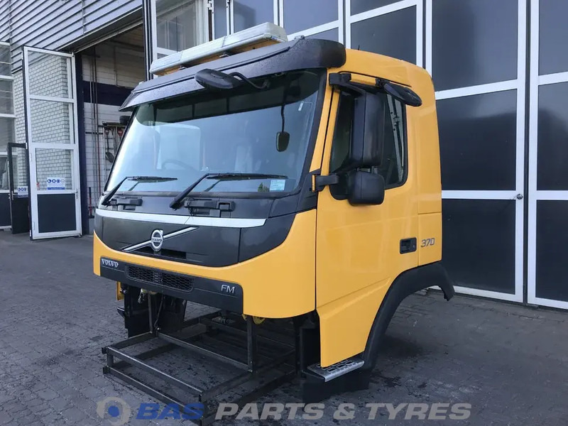 Volvo FM4 Volvo Day Cab L1EH1 3175942 - Cabine e interior de Caminhão: foto 1 Volvo FM4 Volvo Day Cab L1EH1 3175942 - Cabine e interior de Caminhão: foto 1