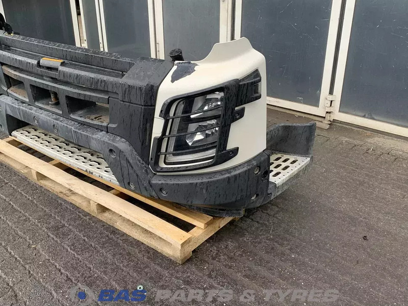 Volvo FMX Euro 6 - Para-choque de Caminhão: foto 2 Volvo FMX Euro 6 - Para-choque de Caminhão: foto 2