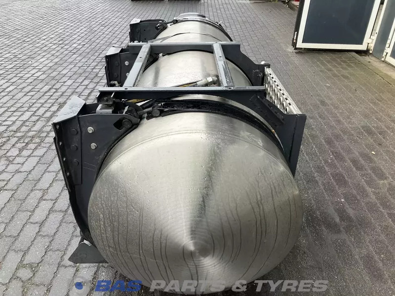 Volvo - Tanque de combustível de Caminhão: foto 2 Volvo - Tanque de combustível de Caminhão: foto 2