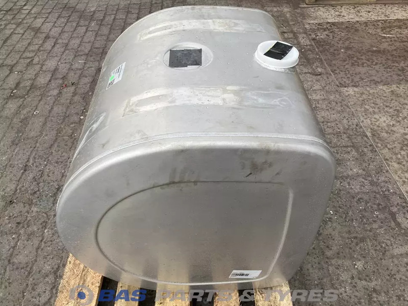 Volvo - Tanque de combustível de Caminhão: foto 2 Volvo - Tanque de combustível de Caminhão: foto 2