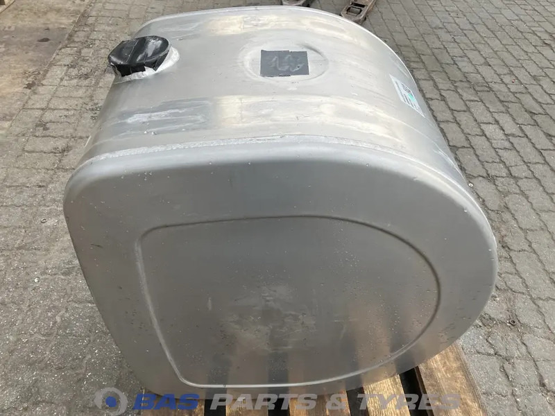 Volvo - Tanque de combustível de Caminhão: foto 2 Volvo - Tanque de combustível de Caminhão: foto 2