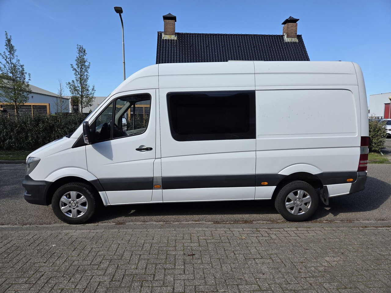 Mercedes-Benz Sprinter 316 CDI L2H2 Dubbel cabine 6 pers. goederen en personen bestelwagen - Carrinha cabine dupla: foto 3 Mercedes-Benz Sprinter 316 CDI L2H2 Dubbel cabine 6 pers. goederen en personen bestelwagen - Carrinha cabine dupla: foto 3