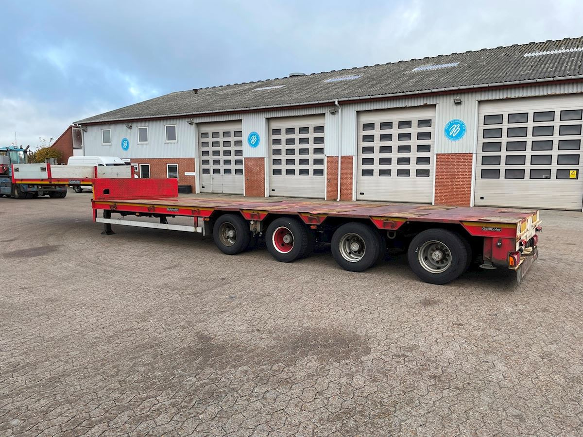Goldhofer STN-L 4 - Semi-reboque plataforma/ Caixa aberta: foto 3 Goldhofer STN-L 4 - Semi-reboque plataforma/ Caixa aberta: foto 3