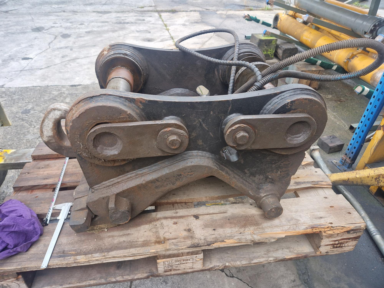 ENGANCHE RAPIDO HIDRAULICO CAT CW40 - Acoplamento rápido de Máquina de construção: foto 1 ENGANCHE RAPIDO HIDRAULICO CAT CW40 - Acoplamento rápido de Máquina de construção: foto 1