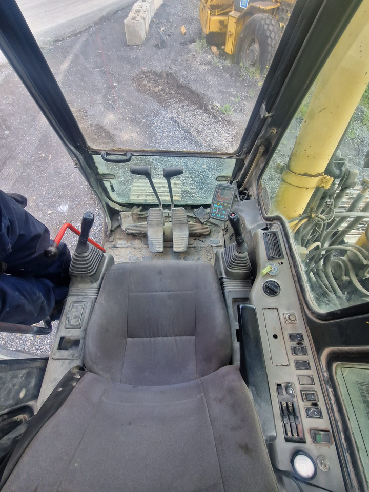 KOMATSU PC 340.6 - Escavadora de rastos: foto 4 KOMATSU PC 340.6 - Escavadora de rastos: foto 4