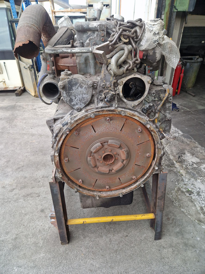 MOTOR LIEBHERR D936L A6 - Motor de Máquina de construção: foto 2 MOTOR LIEBHERR D936L A6 - Motor de Máquina de construção: foto 2