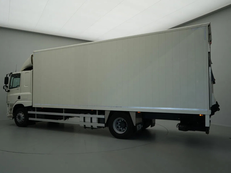 DAF CF 300 FA Sleeping Cab, New APK, Full Tank, New Tacho, 2t Laadklep - Caminhão furgão: foto 4 DAF CF 300 FA Sleeping Cab, New APK, Full Tank, New Tacho, 2t Laadklep - Caminhão furgão: foto 4