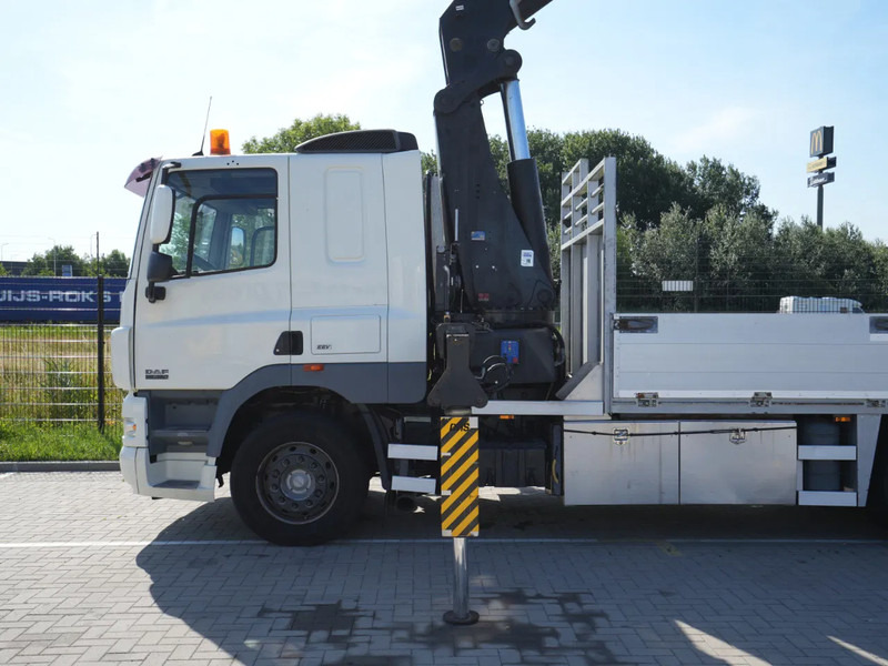 DAF CF 85 FAN Kraanwagen met bak, 47 t. HMF kraan - Caminhão grua: foto 4 DAF CF 85 FAN Kraanwagen met bak, 47 t. HMF kraan - Caminhão grua: foto 4