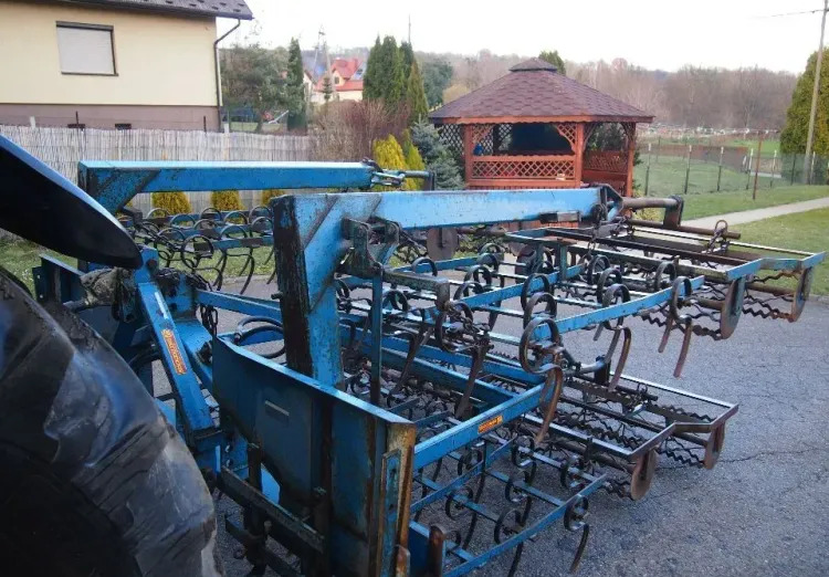 Agregat uprawowy Rabe Werk   szerokość robocza 4,7m - Maquina para lavrar a terra: foto 5 Agregat uprawowy Rabe Werk   szerokość robocza 4,7m - Maquina para lavrar a terra: foto 5