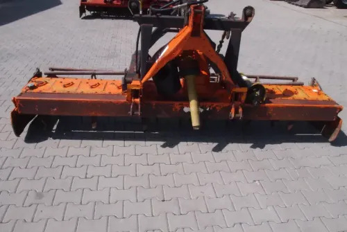 Agregat uprawowy brona aktywna Maschio 300 1998 - Grade rotativa: foto 2 Agregat uprawowy brona aktywna Maschio 300 1998 - Grade rotativa: foto 2