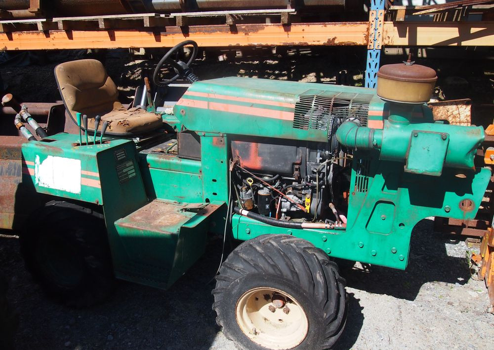 Ciągnik DITCH WITCH 3500DD 1991 DITCH WITCH 3500 DD - Colocadora de tubagem: foto 1 Ciągnik DITCH WITCH 3500DD 1991 DITCH WITCH 3500 DD - Colocadora de tubagem: foto 1