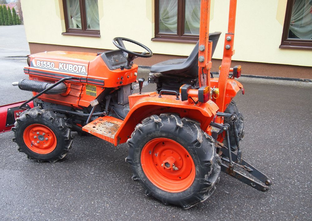 Ciągnik Kubota B1550 1994 traktorek KUBOTA 4x4 19KM - Trator: foto 5 Ciągnik Kubota B1550 1994 traktorek KUBOTA 4x4 19KM - Trator: foto 5