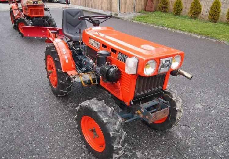 Ciągnik Kubota B6100 1995 4x4 - Trator: foto 1 Ciągnik Kubota B6100 1995 4x4 - Trator: foto 1