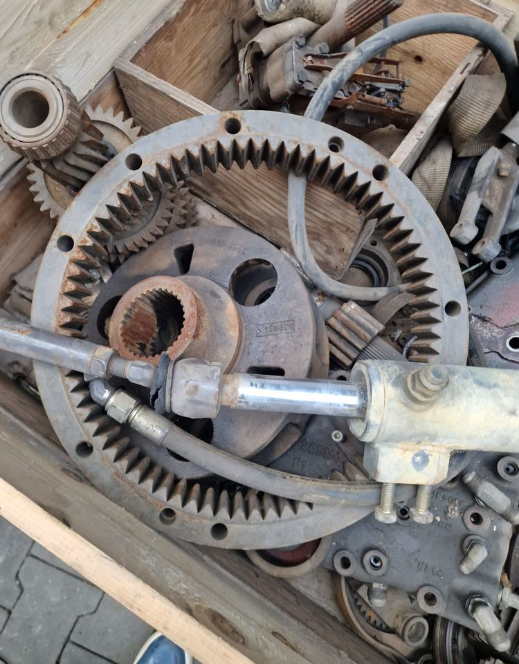 Części do Ciągnika Massey Ferguson MF 3000, 6000 Części do skrzyni biegów - Caixas de velocidade e peças de Máquina agrícola: foto 2 Części do Ciągnika Massey Ferguson MF 3000, 6000 Części do skrzyni biegów - Caixas de velocidade e peças de Máquina agrícola: foto 2