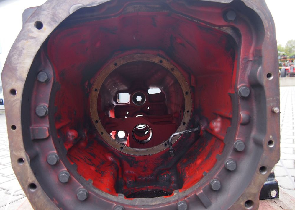 Części do Ciągnika Massey Ferguson MF 3060, 3070, 3080, 3090 Obudowa skrzyni biegów MF 3000, 3100, 6000 - Caixas de velocidade e peças de Máquina agrícola: foto 4 Części do Ciągnika Massey Ferguson MF 3060, 3070, 3080, 3090 Obudowa skrzyni biegów MF 3000, 3100, 6000 - Caixas de velocidade e peças de Máquina agrícola: foto 4