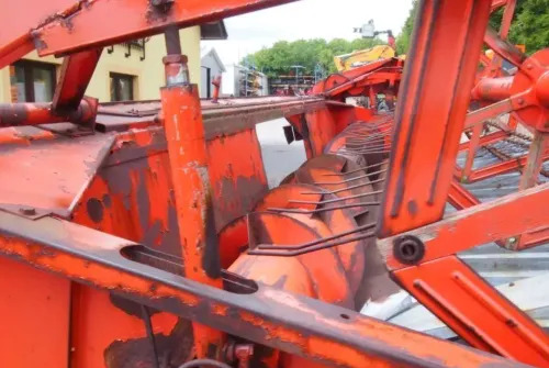 Heder do kombajnu Deutz-Fahr 1600,1610,1620,1630, 2680,2780, 2385,2685,2780, - Plataforma para colheitadeira: foto 5 Heder do kombajnu Deutz-Fahr 1600,1610,1620,1630, 2680,2780, 2385,2685,2780, - Plataforma para colheitadeira: foto 5