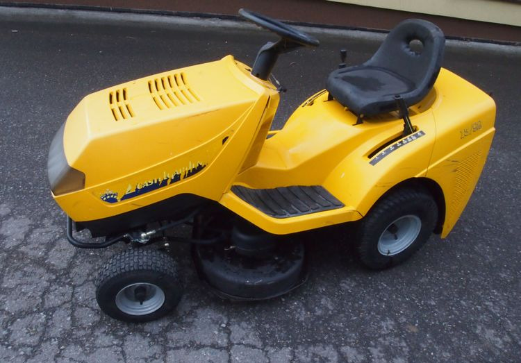 Kosiarka traktorek Castel Garden 13/92 2007 Kosiarka Castel Garden 13/92 - Cortador de grama: foto 2 Kosiarka traktorek Castel Garden 13/92 2007 Kosiarka Castel Garden 13/92 - Cortador de grama: foto 2