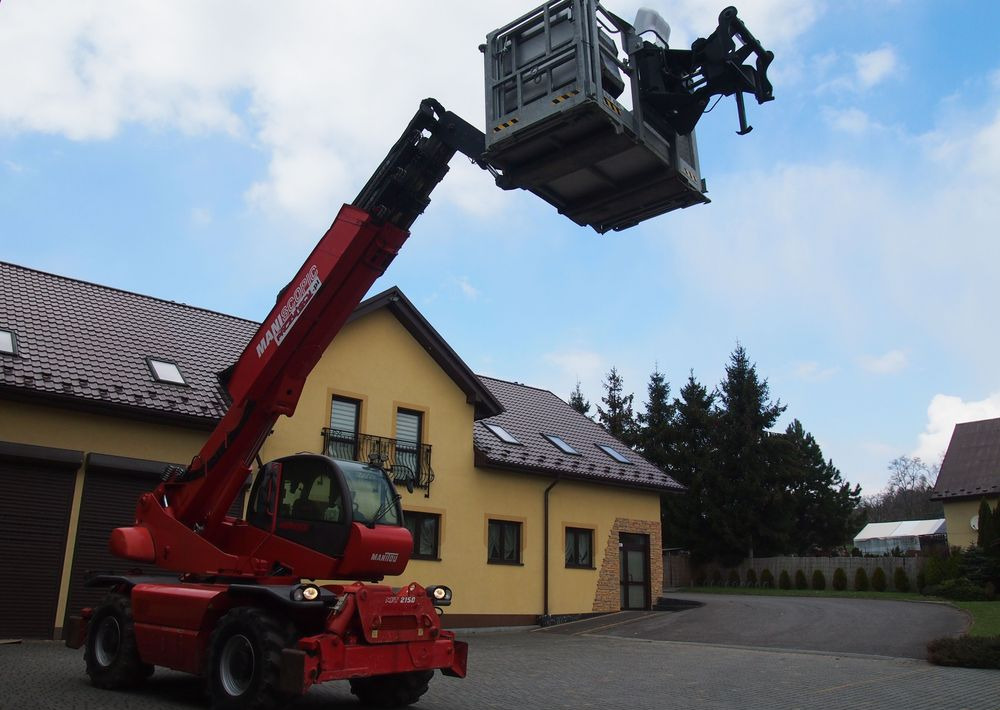 Ładowarka teleskopowa Manitou MRT 2150 Privilege MANITOU ważne UDT - Empilhador telescópico: foto 4 Ładowarka teleskopowa Manitou MRT 2150 Privilege MANITOU ważne UDT - Empilhador telescópico: foto 4