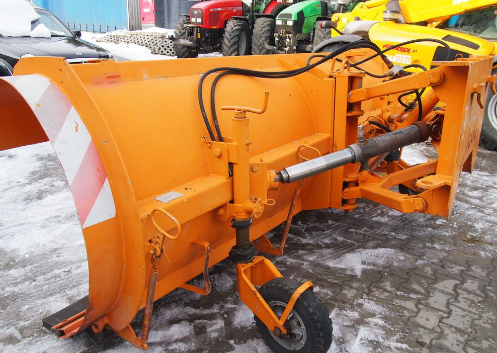 Pług do śniegu nn 2005 Skosowany obustronnie hydraulicznie - Lâmina limpa-neves: foto 2 Pług do śniegu nn 2005 Skosowany obustronnie hydraulicznie - Lâmina limpa-neves: foto 2