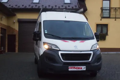 Samochody dostawcze Peugeot Boxer 2015 - Furgão: foto 3 Samochody dostawcze Peugeot Boxer 2015 - Furgão: foto 3