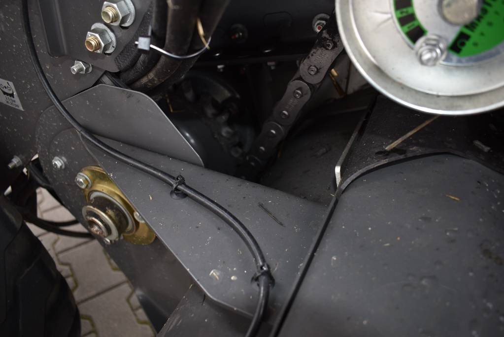 Enfardadeira de fardos redondos Claas Variant 460 RC: foto 19 Enfardadeira de fardos redondos Claas Variant 460 RC: foto 19