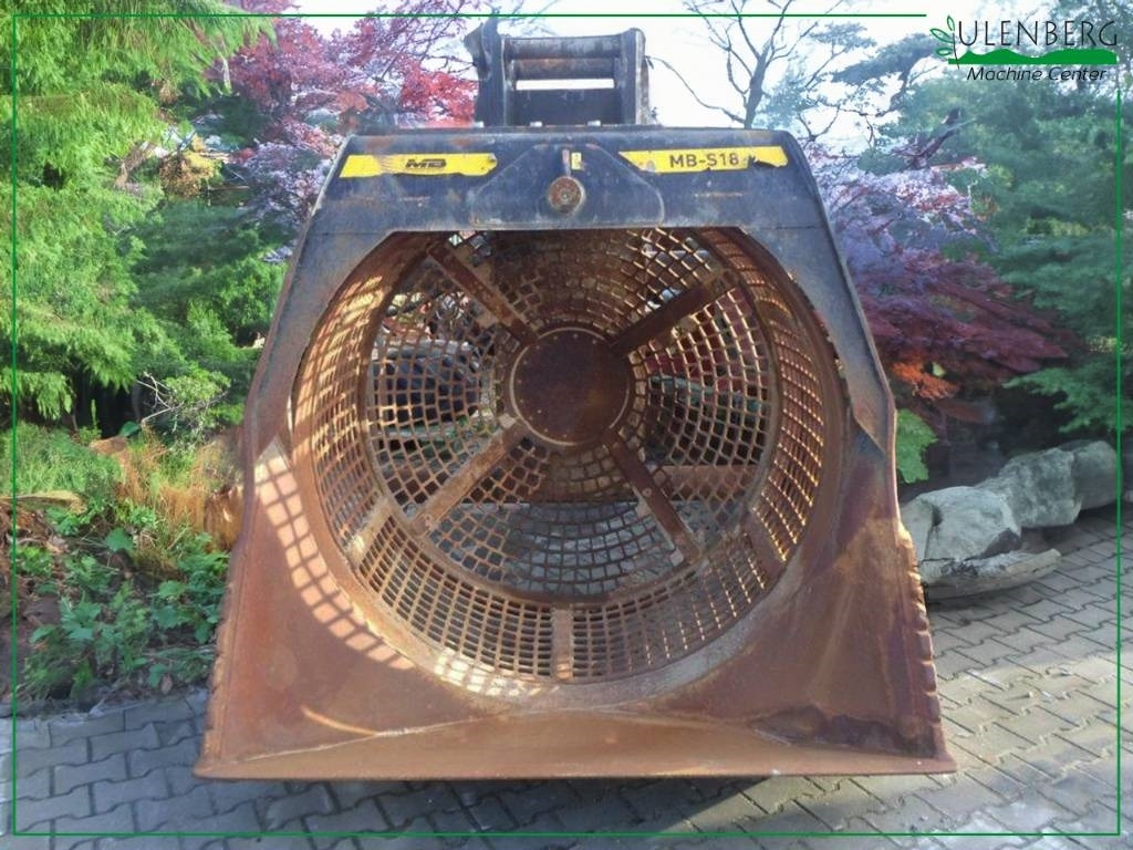 MB Crusher MB-S18 - Balde para separação: foto 1 MB Crusher MB-S18 - Balde para separação: foto 1
