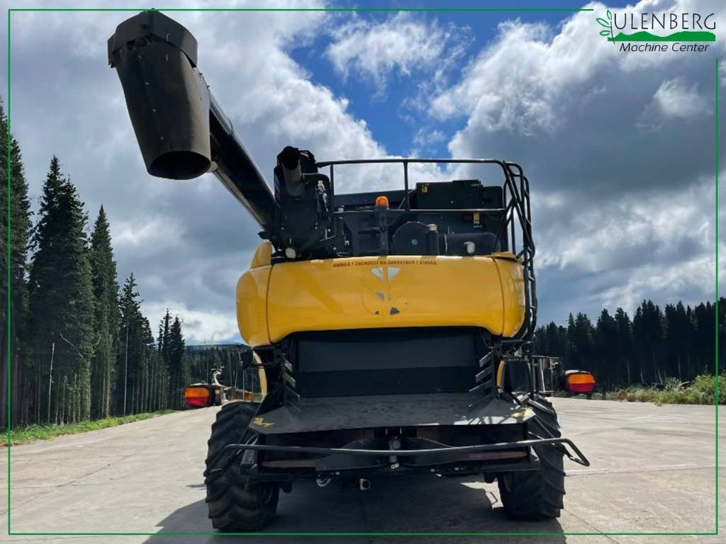 New Holland CR9090 - Ceifeira debulhadora: foto 4 New Holland CR9090 - Ceifeira debulhadora: foto 4