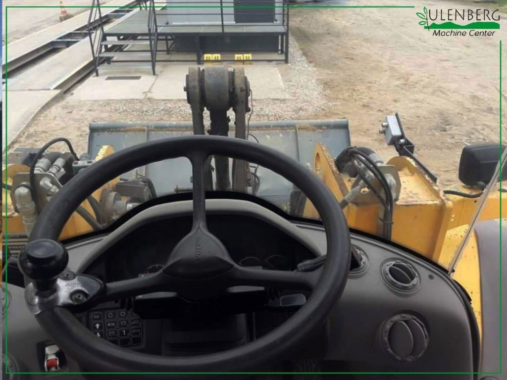 Carregadeira de rodas Volvo L 110 G: foto 12