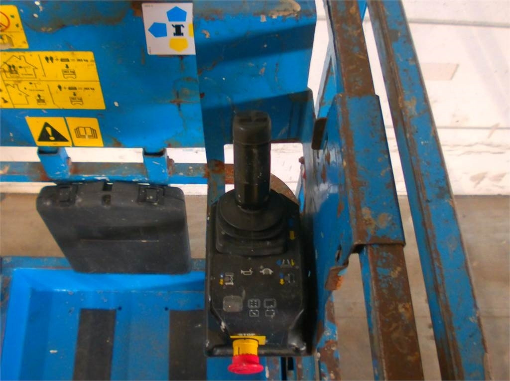 Plataforma de Tijera/ Plataforma de tesoura Genie GS2032: foto 9